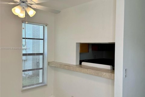 Condo in Coral Springs, Florida, 2 bedrooms  № 1887163 - photo 3