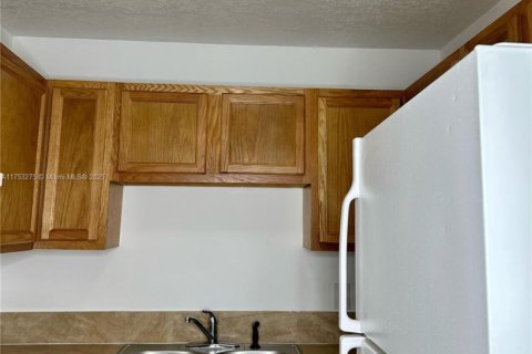 Condo in Coral Springs, Florida, 2 bedrooms  № 1887163 - photo 7