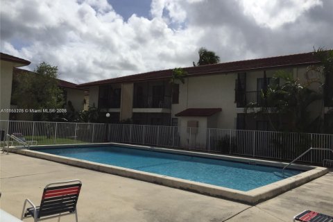 Condo in Coral Springs, Florida, 2 bedrooms  № 1887163 - photo 23