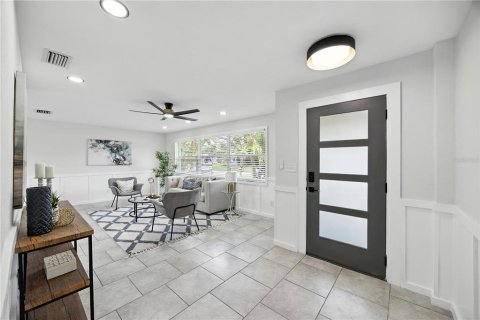 Casa en venta en Saint Petersburg, Florida, 4 dormitorios, 147.34 m2 № 1873435 - foto 4
