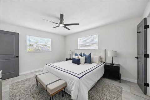 Casa en venta en Saint Petersburg, Florida, 4 dormitorios, 147.34 m2 № 1873435 - foto 28