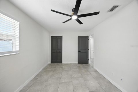 Casa en venta en Saint Petersburg, Florida, 4 dormitorios, 147.34 m2 № 1873435 - foto 19