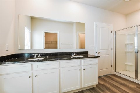 Villa ou maison à louer à Wildwood, Floride: 3 chambres, 194.63 m2 № 1751574 - photo 9