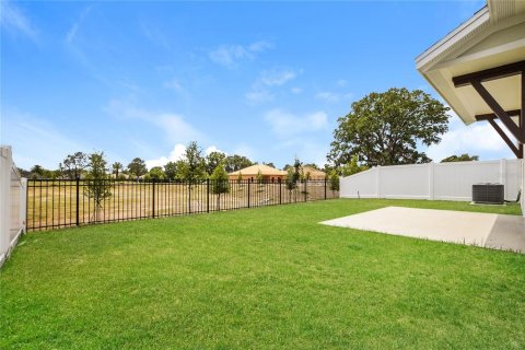 Villa ou maison à louer à Wildwood, Floride: 3 chambres, 194.63 m2 № 1751574 - photo 15