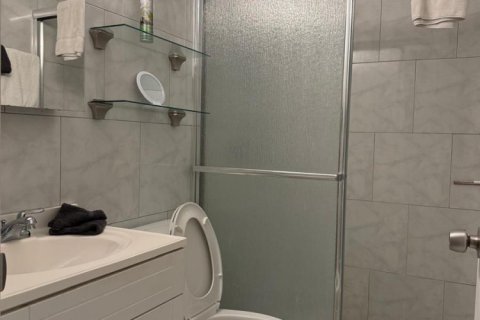 Купить кондоминиум в Форт-Лодердейл, Флорида 4 комнаты, 66.15м2, № 2082426 - фото 6