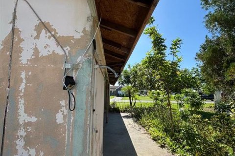 Casa en venta en North Port, Florida, 2 dormitorios, 81.01 m2 № 1802882 - foto 11