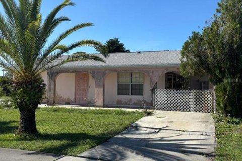 Casa en venta en North Port, Florida, 2 dormitorios, 81.01 m2 № 1802882 - foto 9