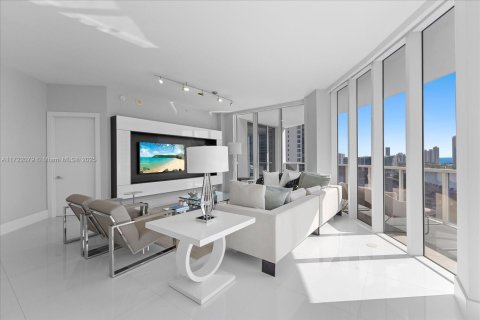 Купить кондоминиум в Авентура, Флорида 3 спальни, 242.29м2, № 1984939 - фото 4