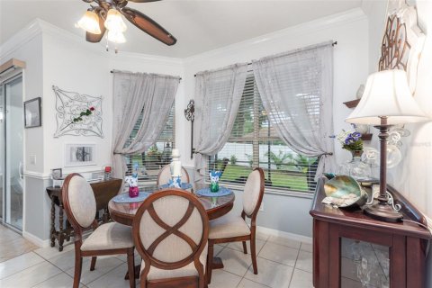 Villa ou maison à vendre à DeLand, Floride: 3 chambres, 225.85 m2 № 1902940 - photo 9