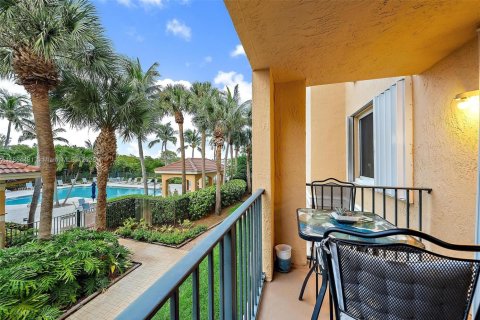 Купить кондоминиум в Хайполюксо, Флорида 2 спальни, 81.01м2, № 1922968 - фото 4