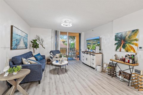 Купить кондоминиум в Хайполюксо, Флорида 2 спальни, 81.01м2, № 1922968 - фото 9