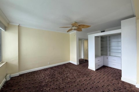 Condo in Fort Lauderdale, Florida, 2 bedrooms  № 2429831 - photo 10