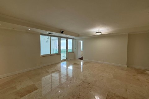 Condo in Fort Lauderdale, Florida, 2 bedrooms  № 2429831 - photo 9