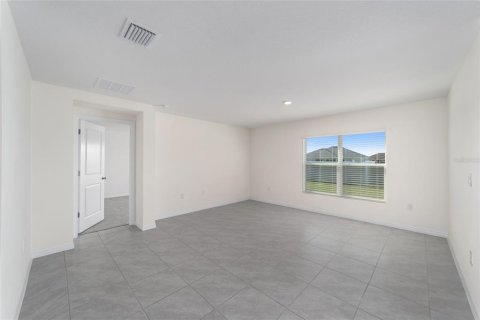 Villa ou maison à louer à Ocala, Floride: 4 chambres, 169.73 m2 № 2211270 - photo 4