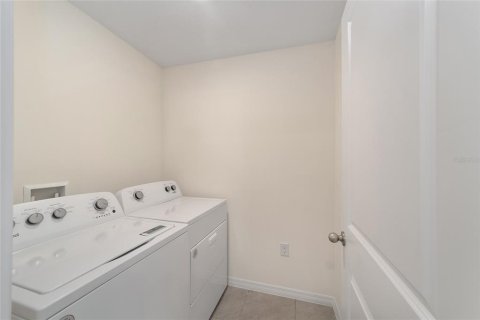 Villa ou maison à louer à Ocala, Floride: 4 chambres, 169.73 m2 № 2211270 - photo 16
