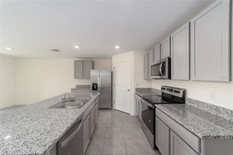 Villa ou maison à louer à Ocala, Floride: 4 chambres, 169.73 m2 № 2211270 - photo 8