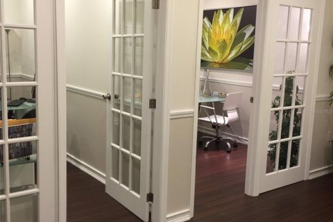 Propiedad comercial en alquiler en Orlando, Florida, 34.93 m2 № 1829483 - foto 9