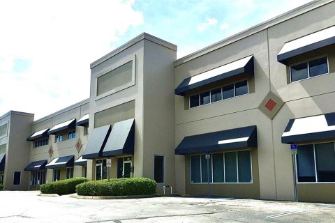 Propiedad comercial en alquiler en Orlando, Florida, 34.93 m2 № 1829483 - foto 1