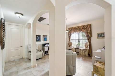 House in Clermont, Florida 4 bedrooms, 309.36 sq.m. № 2410059 - photo 8