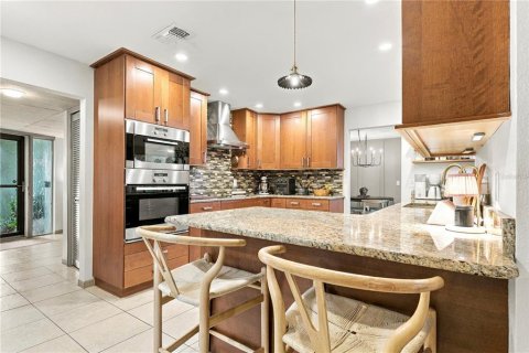 Villa ou maison à vendre à Largo, Floride: 4 chambres, 198.35 m2 № 2410447 - photo 22