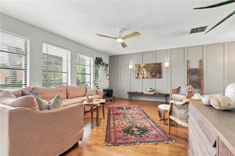 Villa ou maison à vendre à Largo, Floride: 4 chambres, 198.35 m2 № 2410447 - photo 12