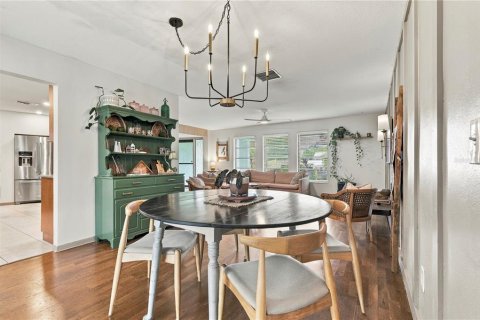 Villa ou maison à vendre à Largo, Floride: 4 chambres, 198.35 m2 № 2410447 - photo 19