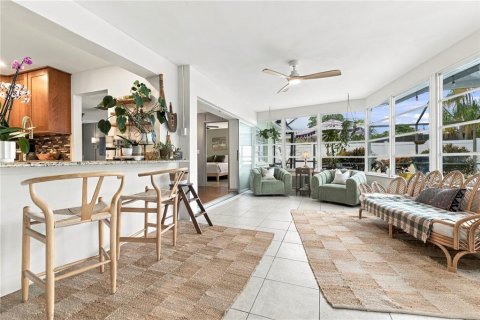 Villa ou maison à vendre à Largo, Floride: 4 chambres, 198.35 m2 № 2410447 - photo 30