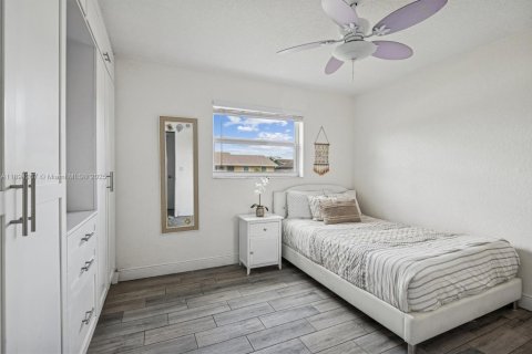 Casa en venta en Deerfield Beach, Florida, 3 dormitorios, 121.61 m2 № 1946080 - foto 16
