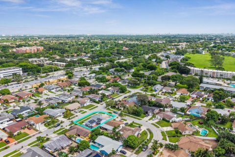 Casa en venta en Deerfield Beach, Florida, 3 dormitorios, 121.61 m2 № 1946080 - foto 28
