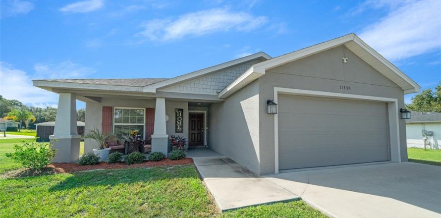 House in Ocala, Florida 3 bedrooms, 143.16 sq.m. № 1797809