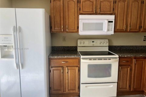 Appartement à louer à Miami, Floride: 2 chambres, 104.98 m2 № 2300267 - photo 7