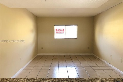 Appartement à louer à Miami, Floride: 2 chambres, 104.98 m2 № 2300267 - photo 9