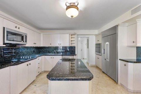 Купить кондоминиум в Лодердейл-бай-те-Си, Флорида 1 комната, 310.29м2, № 2086535 - фото 27