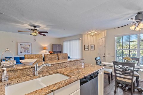Condominio en alquiler en Sarasota, Florida, 2 dormitorios, 113.71 m2 № 1718138 - foto 11