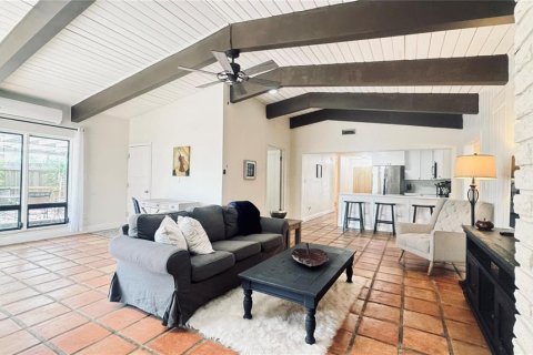 Villa ou maison à louer à Seminole, Floride: 3 chambres, 198.53 m2 № 2385907 - photo 11