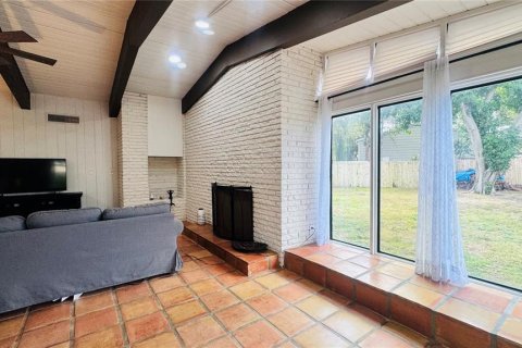 Villa ou maison à louer à Seminole, Floride: 3 chambres, 198.53 m2 № 2385907 - photo 10