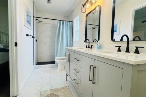 Villa ou maison à louer à Seminole, Floride: 3 chambres, 198.53 m2 № 2385907 - photo 28