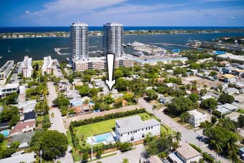 Casa en venta en West Palm Beach, Florida, 2 dormitorios, 87.61 m2 № 2275979 - foto 2