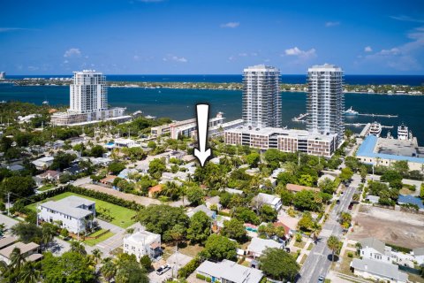 Casa en West Palm Beach, Florida 2 dormitorios, 87.61 m2 № 2275979