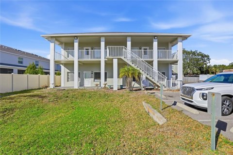Propiedad comercial en Largo, Florida 622.07 m2 № 2116588
