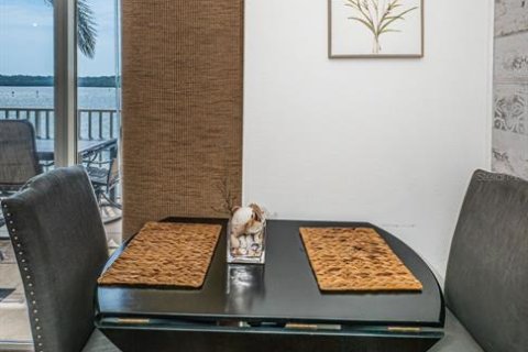 Condominio en venta en Saint Petersburg, Florida, 1 dormitorio, 47.01 m2 № 1723029 - foto 12