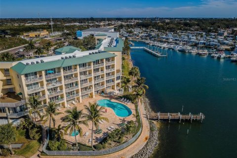 Condominio en venta en Saint Petersburg, Florida, 1 dormitorio, 47.01 m2 № 1723029 - foto 2