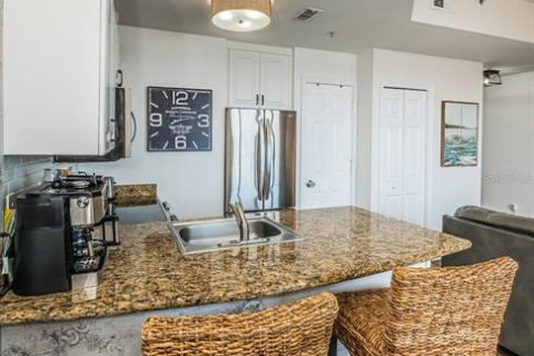 Condominio en venta en Saint Petersburg, Florida, 1 dormitorio, 47.01 m2 № 1723029 - foto 19