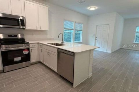 Touwnhouse à louer à Ocala, Floride: 3 chambres, 165.55 m2 № 2102402 - photo 9
