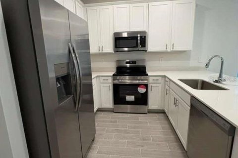 Touwnhouse à louer à Ocala, Floride: 3 chambres, 165.55 m2 № 2102402 - photo 10