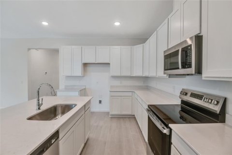 Casa en venta en Winter Haven, Florida, 4 dormitorios, 192.96 m2 № 2228472 - foto 8
