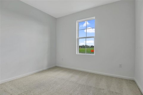 Casa en venta en Winter Haven, Florida, 4 dormitorios, 192.96 m2 № 2228472 - foto 3