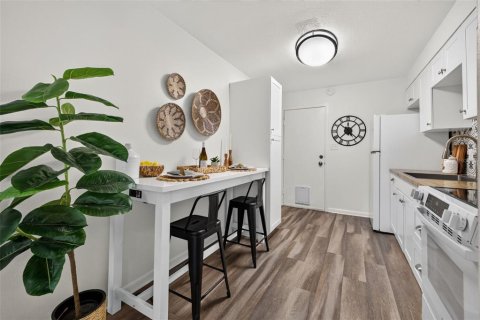 Appartement à louer à Saint Petersburg, Floride: 2 chambres, 72.74 m2 № 2408275 - photo 9