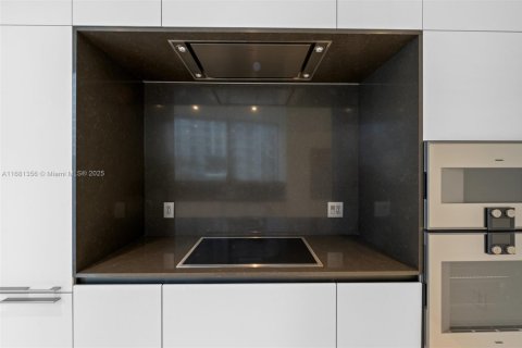 Copropriété à vendre à Miami, Floride: 64.85 m2 № 1417062 - photo 13