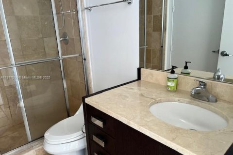 Copropriété à louer à Sunny Isles Beach, Floride: 2 chambres, 123 m2 № 1973889 - photo 11